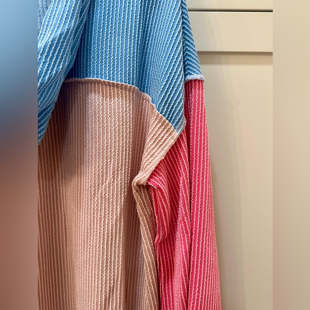 Colorblock Hoodie with Pink and Blue - Picture 7 of 10